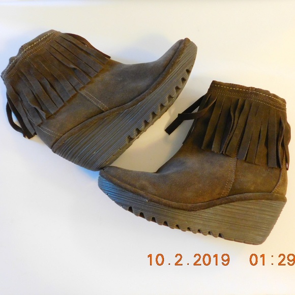 fly london yagi fringe boot